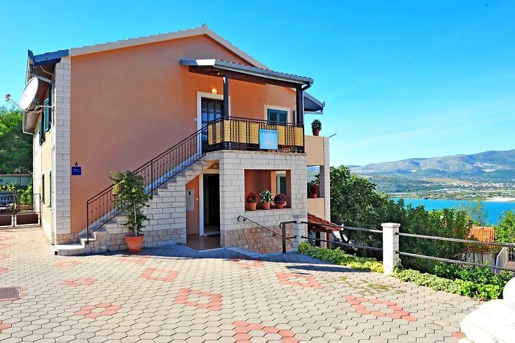 Apartments Ante Trogir