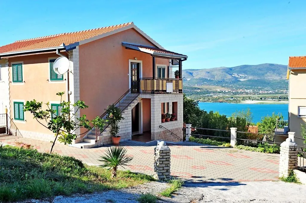 Apartments Ante Trogir