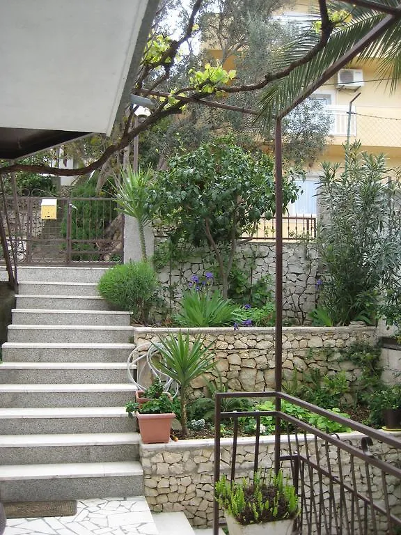 Apartments Ante 0*, Trogir Croatia